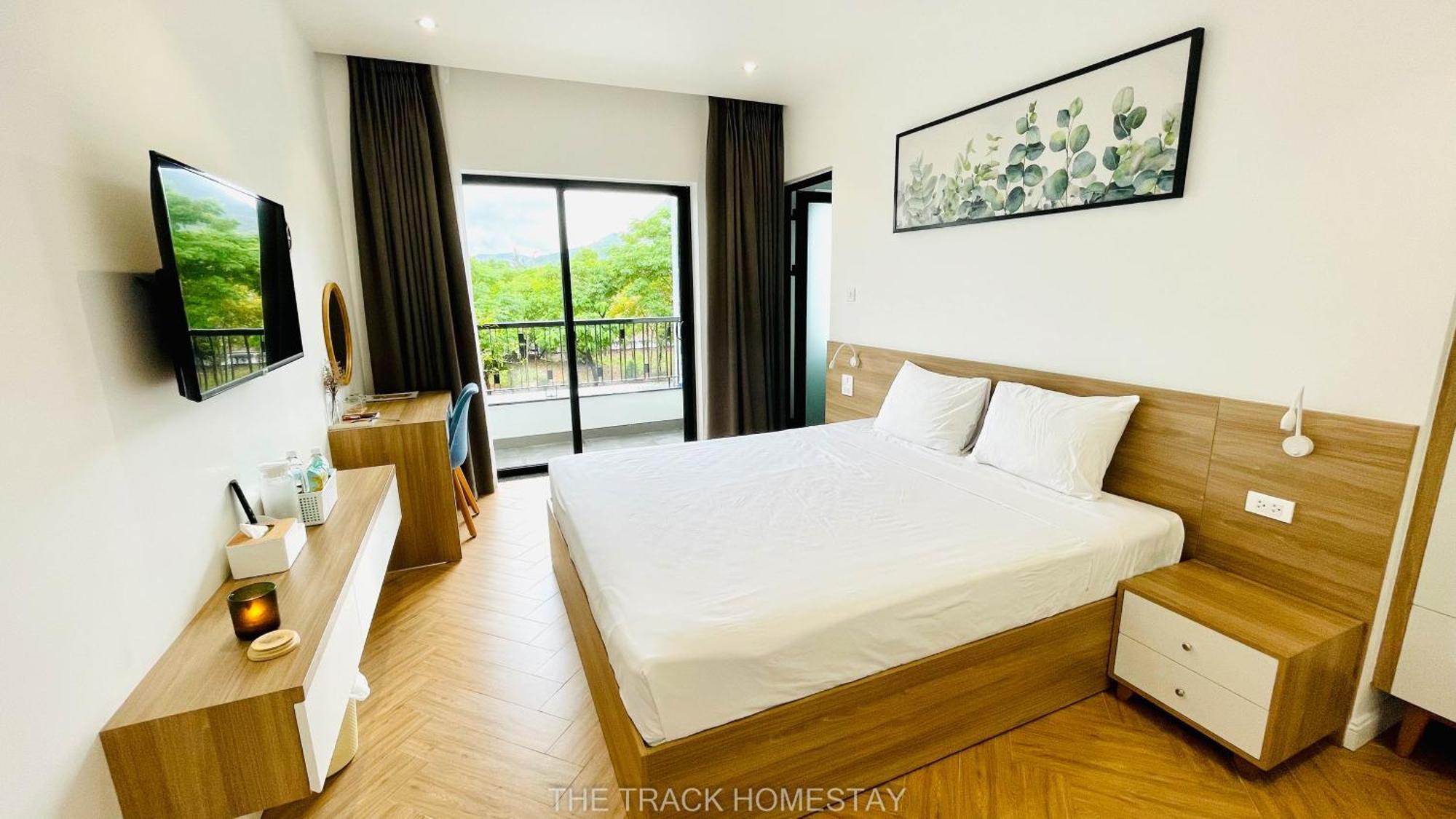 The Track Homestay - Near Bai Dai Beach Cam Lam Exterior foto